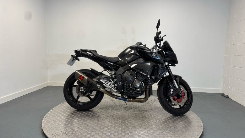 Yamaha Mt-10 (16MY)